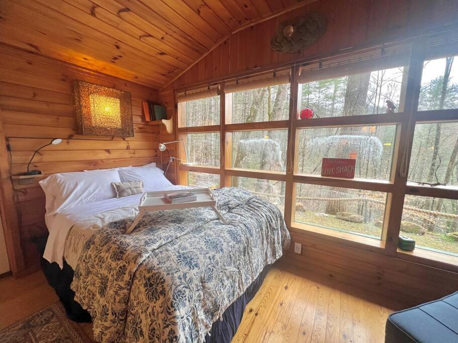 Private Mtn Love Shack W/ Fast Wifi, Bbq & View Franklin Exterior photo